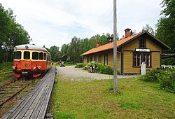 Järle stationshus, juli 2019.jpg