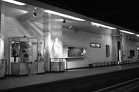Louvre–Rivoli station in 1970