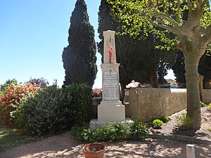 Le monument aux morts.