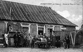 Le bureau de tabac vers 1925