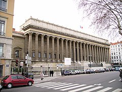 Pórtico polistilo (24) Palacio de Justicia de Lyon, de Louis-Pierre Baltard