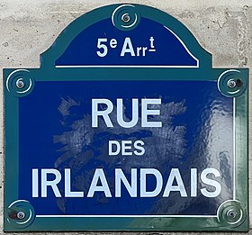 Voir la plaque.