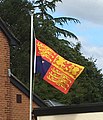 Comment ne pas piloter l'étendard royal (le roi lui-même n'est pas dans cette maison et le drapeau n'est jamais piloté à en berne).