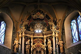 Chœur de l'église. Le retable du maître-autel date de 1731.