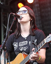 Pettinger performing in 2014