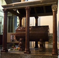 Flowers at the tomb of Frederick II in the Cathedral of Palermo