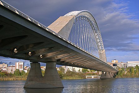 Lusitania Bridge, Mérida, Spain (1988–91)