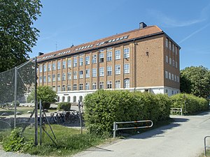 Råsundaskolan, byggd 1918–1919.