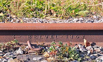 Rail sur l'ancienne ligne de chemin de fer belge Torhout - Kortemark - Ypres. (définition réelle 4 227 × 2 532)