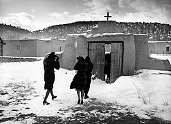 Congregation leaving after services at San José de Gracia Church (1943).