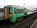 Class 377/1, no. 377122 at Clapham Junction