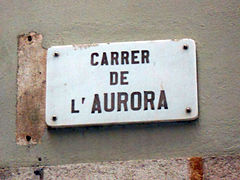 Normal plate: Carrer de l'Aurora.