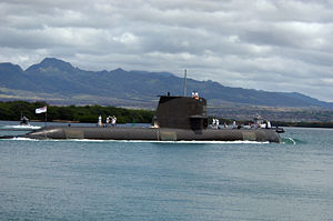 HMAS Waller entering Pearl Harbor in 2008