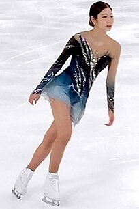 Lee Hae-in warms up before the women's short program at 2022 Skate America