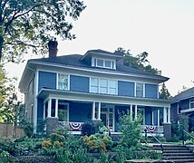 Joseph Penn Breedlove house (1915), 407 Watts St.