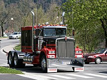 Тягач Kenworth W900 Американского типа