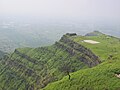 Vue depuis la colline de Pavagadh, pendant la mousson.