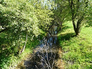 Le ruisseau de Saint-Geyrac à Sainte-Marie-de-Chignac, au lieu-dit les Potences.