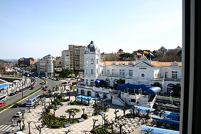 O Gran Casino, na Praça de Itália, o centro de El Sardinero