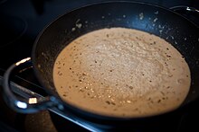 Sauce poivrade being cooked