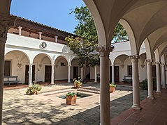 Eucalyptus Court in Balch Hall (view as a 360° interactive panorama)