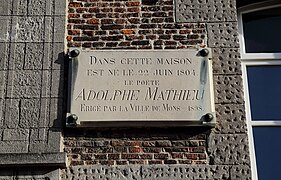 Plaque commémorative sur la maison natale du poète.