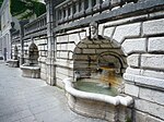 Fontaine aux trois caveaux