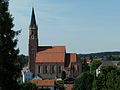 Katholische Pfarrkirche St. Martin, Mauer und Friedhof