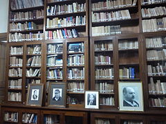 Estantería de libros.