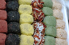 Gyeongdan coated with various gomul