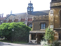 The great hall with Cardinal Pole's fig tree in front