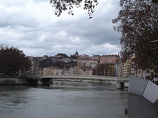 Pont la Feuillée et quai de la Pêcherie