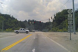 A view of the intersection of US 23, KY 10, and SR 253 just after crossing the Jesse Stuart Memorial Bridge in Greenup