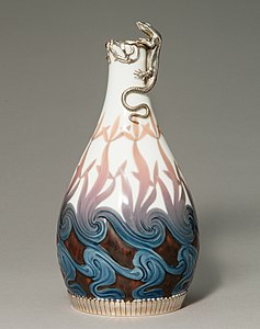 Vase with lizard by Effie Hegermann-Lindencrone (c.1902)