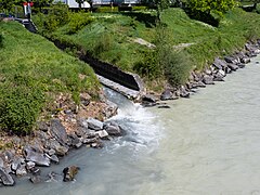 L'embouchure de la Sionne dans le Rhône.