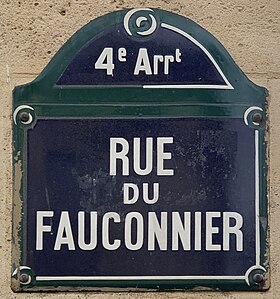 Voir la plaque.