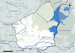 Carte en couleur présentant le réseau hydrographique de la commune