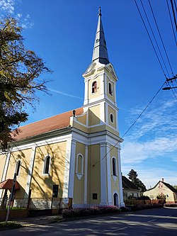 Csányoszró, reformed church