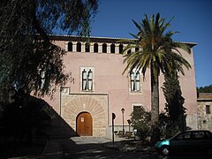 Puerta de la Casa Condal