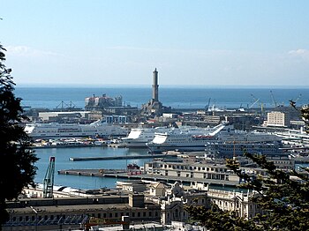 Panorama sul porto antico di Genova