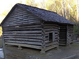 Tipton Corn Crib