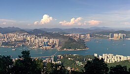 Blick vom Mount Parker auf Little Pat Sin mit Black Hill, Chiu Keng Wan Shan und Devil’s Peak, 2019