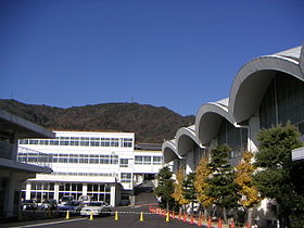 芦屋学園中学・高校校舎