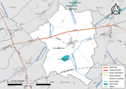 Carte en couleur présentant le réseau hydrographique de la commune