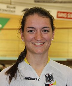 Anna Knauer (2015)