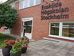 Enskilda högskolan i augusti 2018.