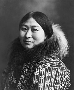 Inuit woman, by the Lomen Bros. (restored by Papa Lima Whiskey 2 and Crisco 1492)