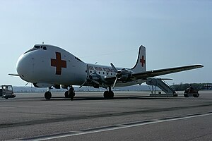 Avion de la Croix-Rouge.