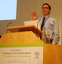 Gerald Shively presenting at a conference