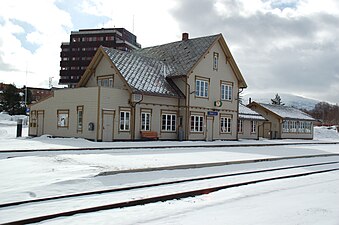 Tynsets station.